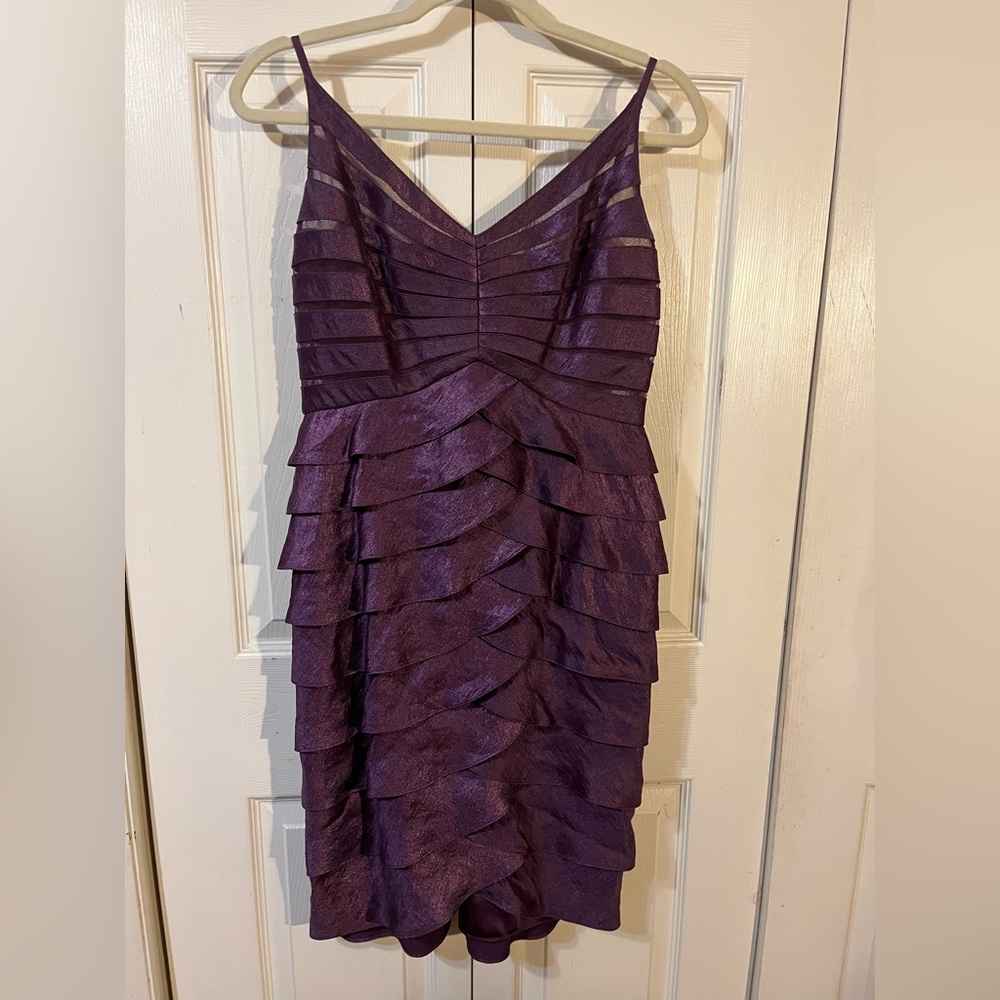 Adrianna Papell Occasions Cocktail Dress Purple Tiered Flattering Size 8Petite